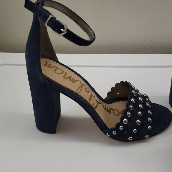 Heals - Picture 2 of 3